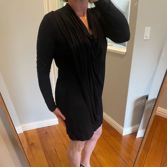 Anna Scott, size medium, long sleeve dress. Brand NWT. - Picture 4 of 8